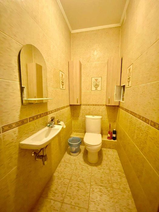 Лаврухіна 12, оренда 2-к квартири, Троєщина, ТРЦ Район!