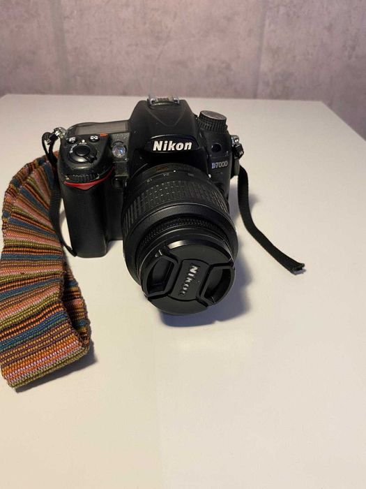Câmera Nikon D7000 + Lente 18-55mm