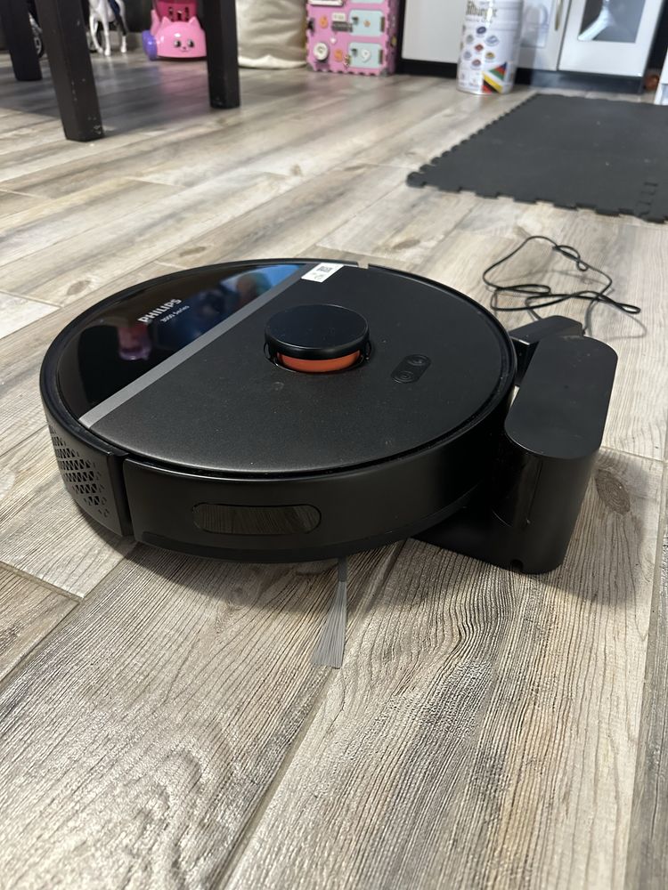 Робот пилосос Philips homerun 3000