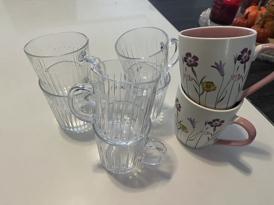 Szklanki i kubki