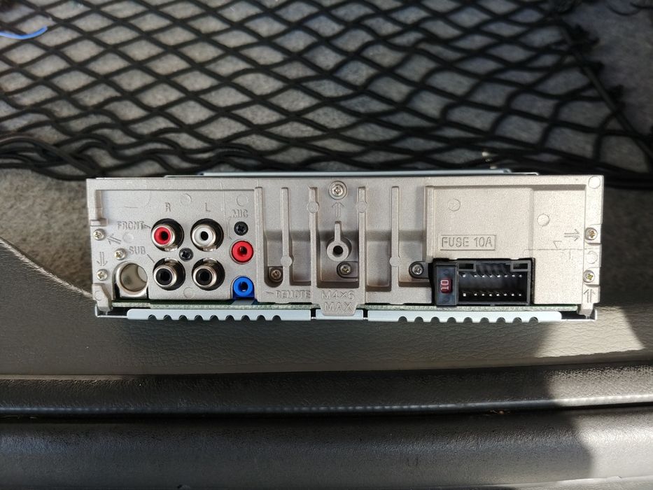 Radio 1DIN Alpine UTE-200BT