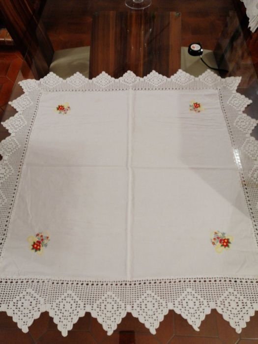 Toalhas de renda e bordadas camilha novas