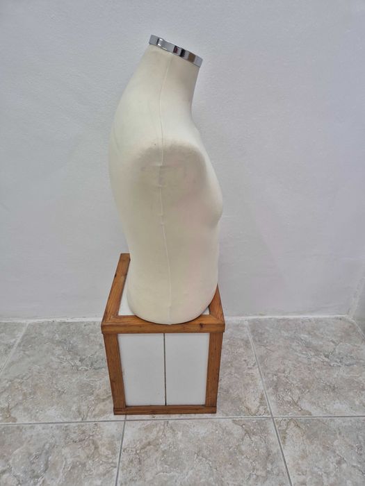 Busto homem - Mais bustos disponíveis