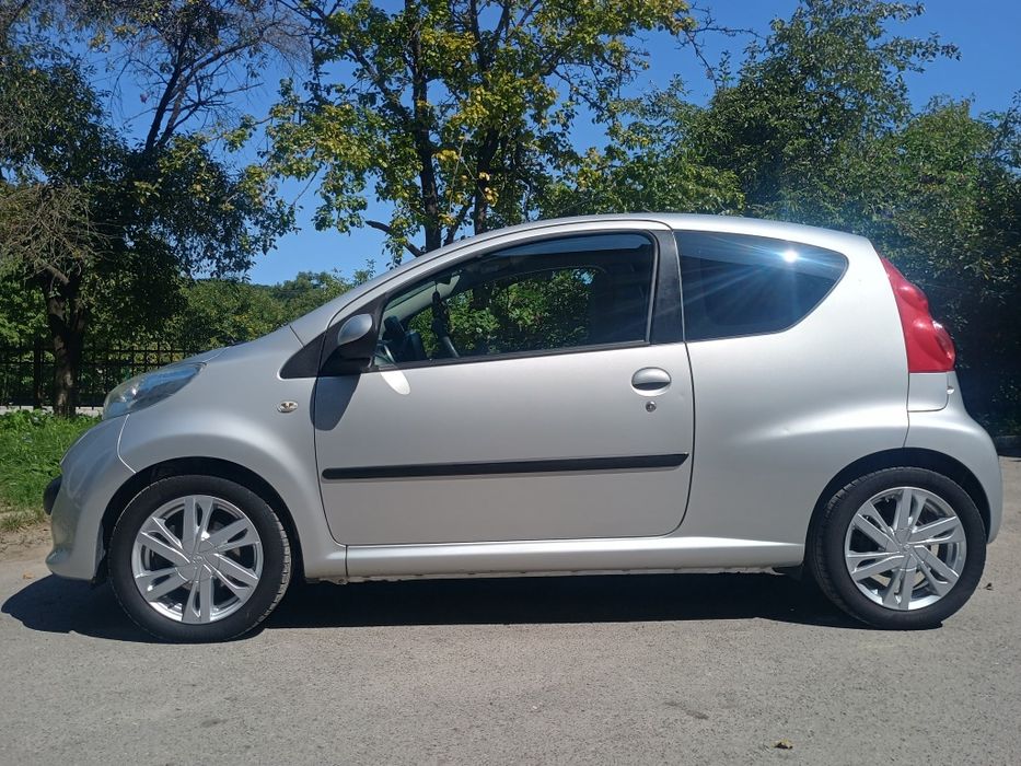 Продам Peugeot 107