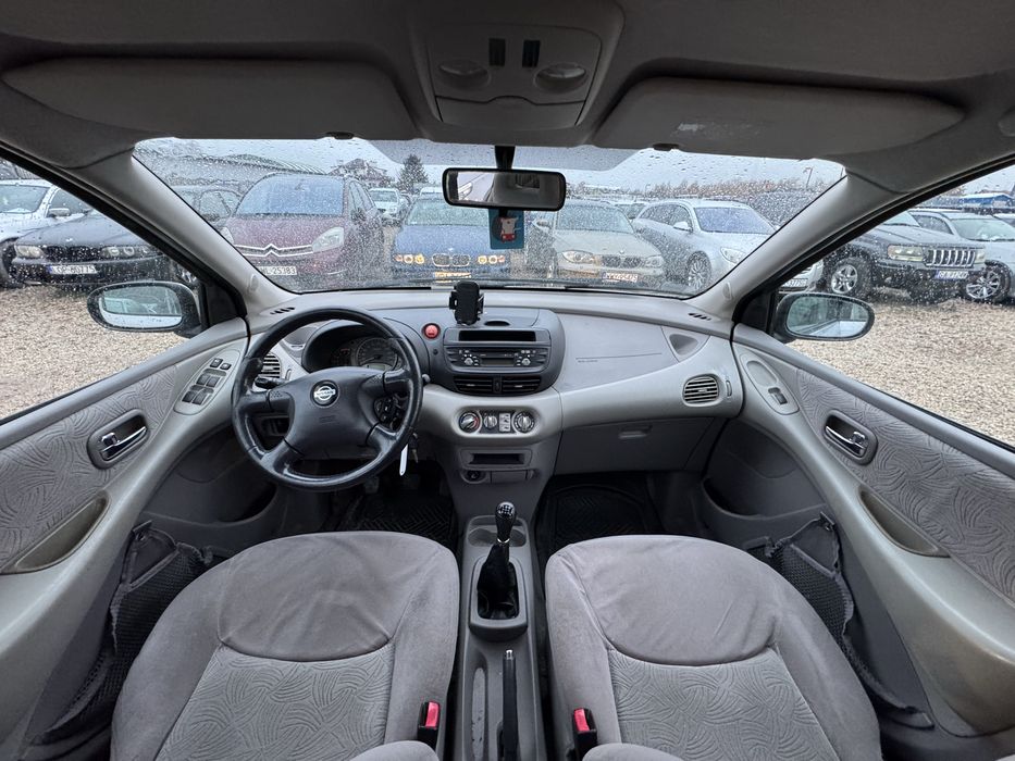 Na Sprzedaż Nissan Almera Tino 1.8B/oszczędny/bez rdzy/klima/fajny st
