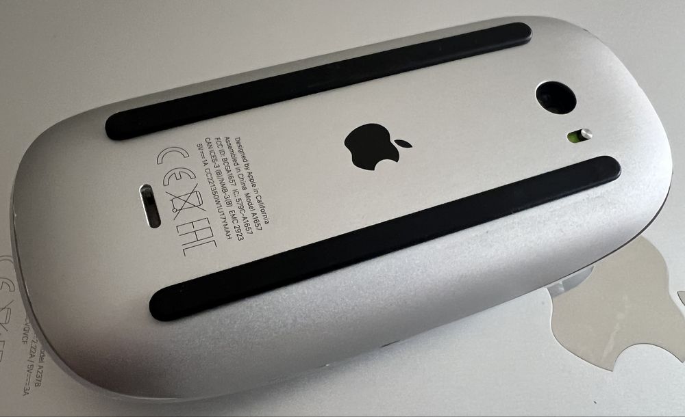 Мышь Apple Magic Mouse 2. Model A1657. Состояние новой!