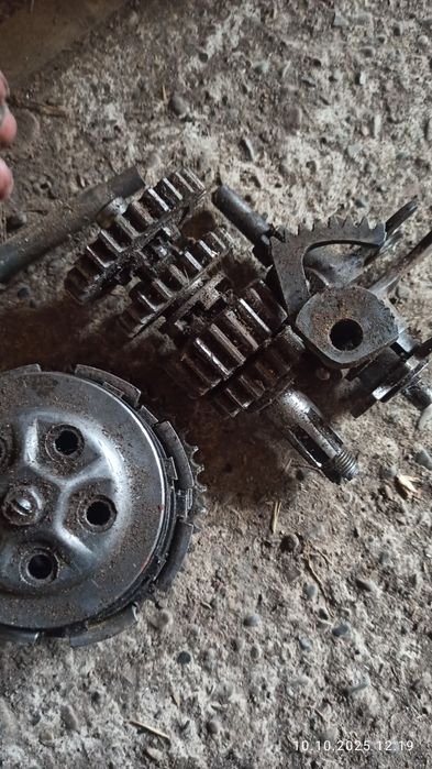 Продам циліндр на муравя!