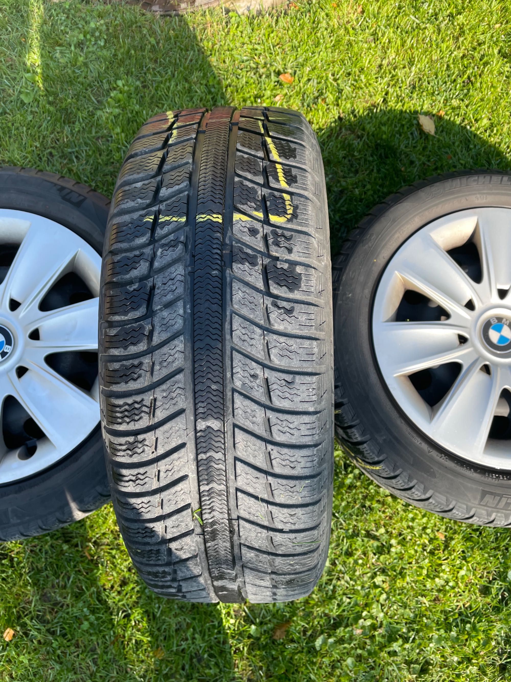 Koła,Opony zimowe z felgami 205/55/r16 BMW