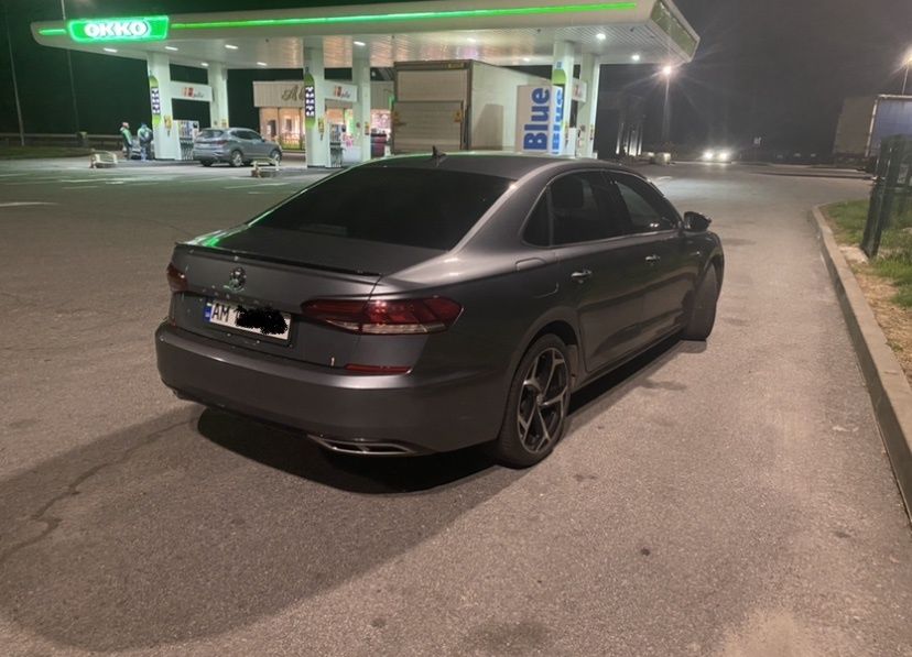 Продам Volkswagen Passat 2020