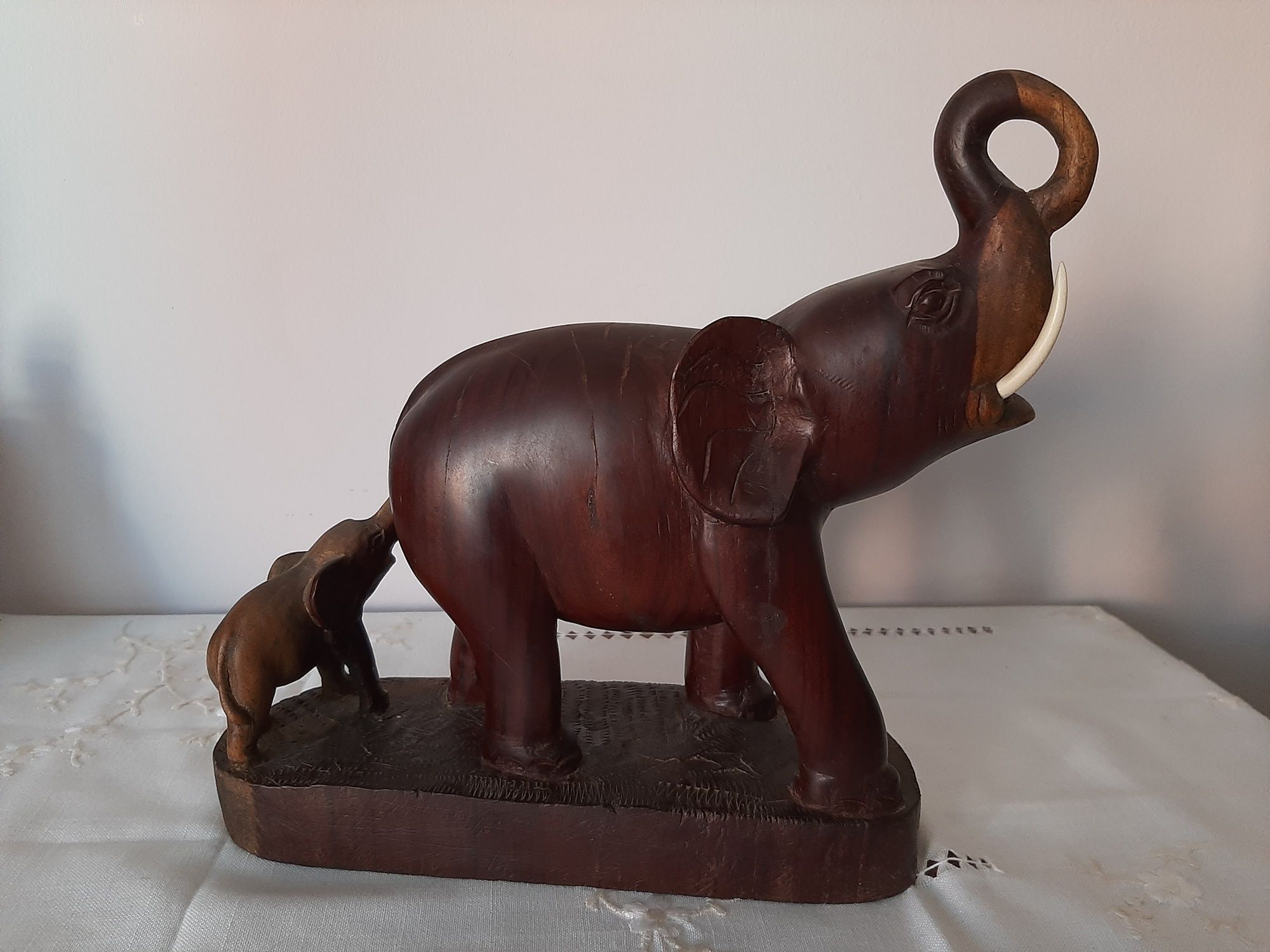 Arte africana busto lança animais Elefante madeira  pedra sabão