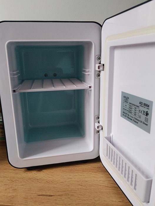 Lodówka Adler mini przenośna turystyczna Nowa