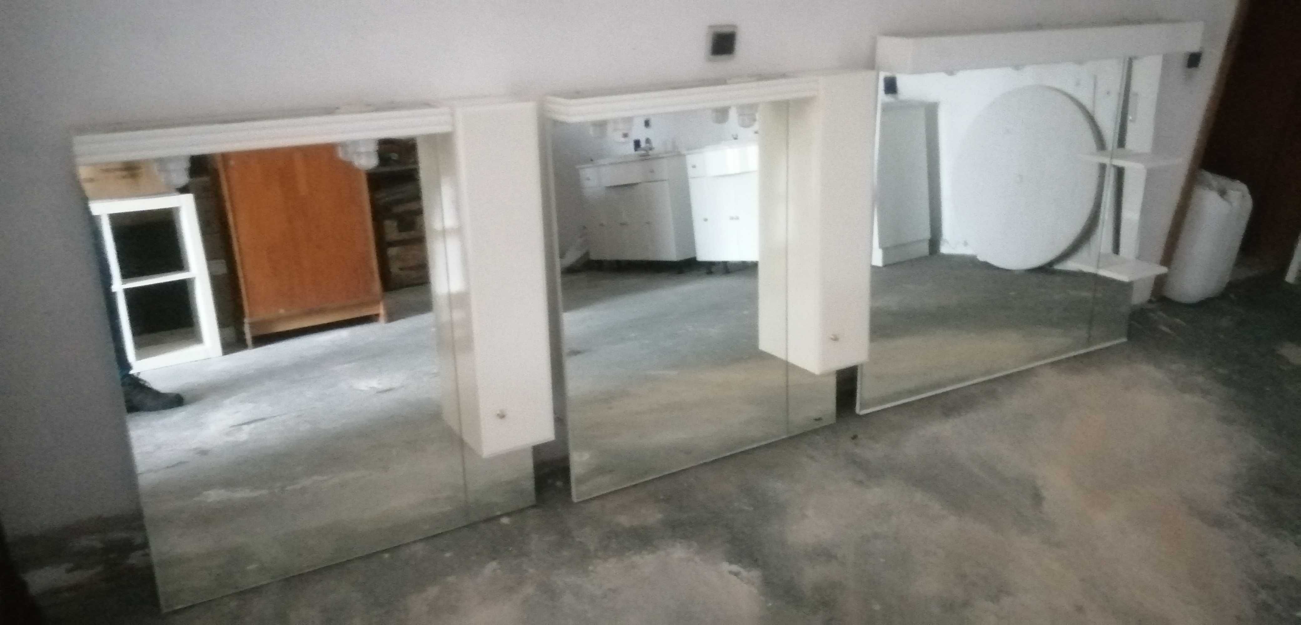 espelhos de casa de banho