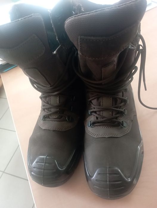 Черевики чоловічі берци