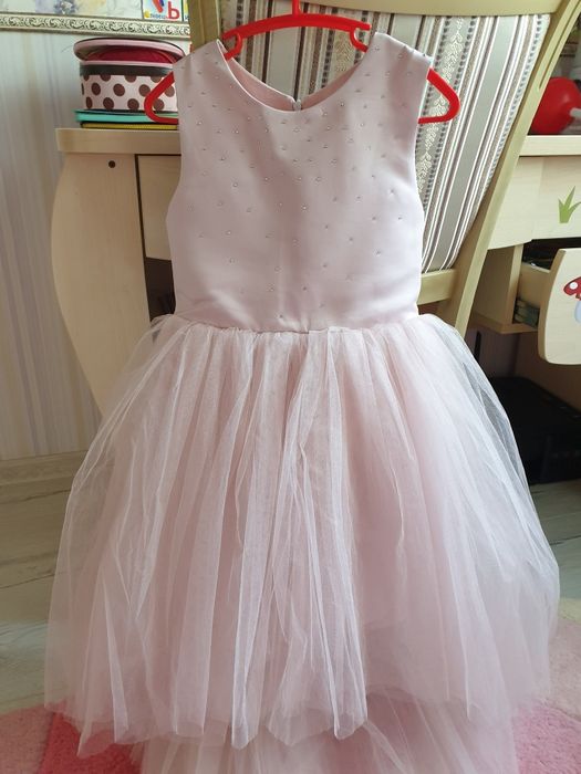 Нарядне плаття  для дівчинки
