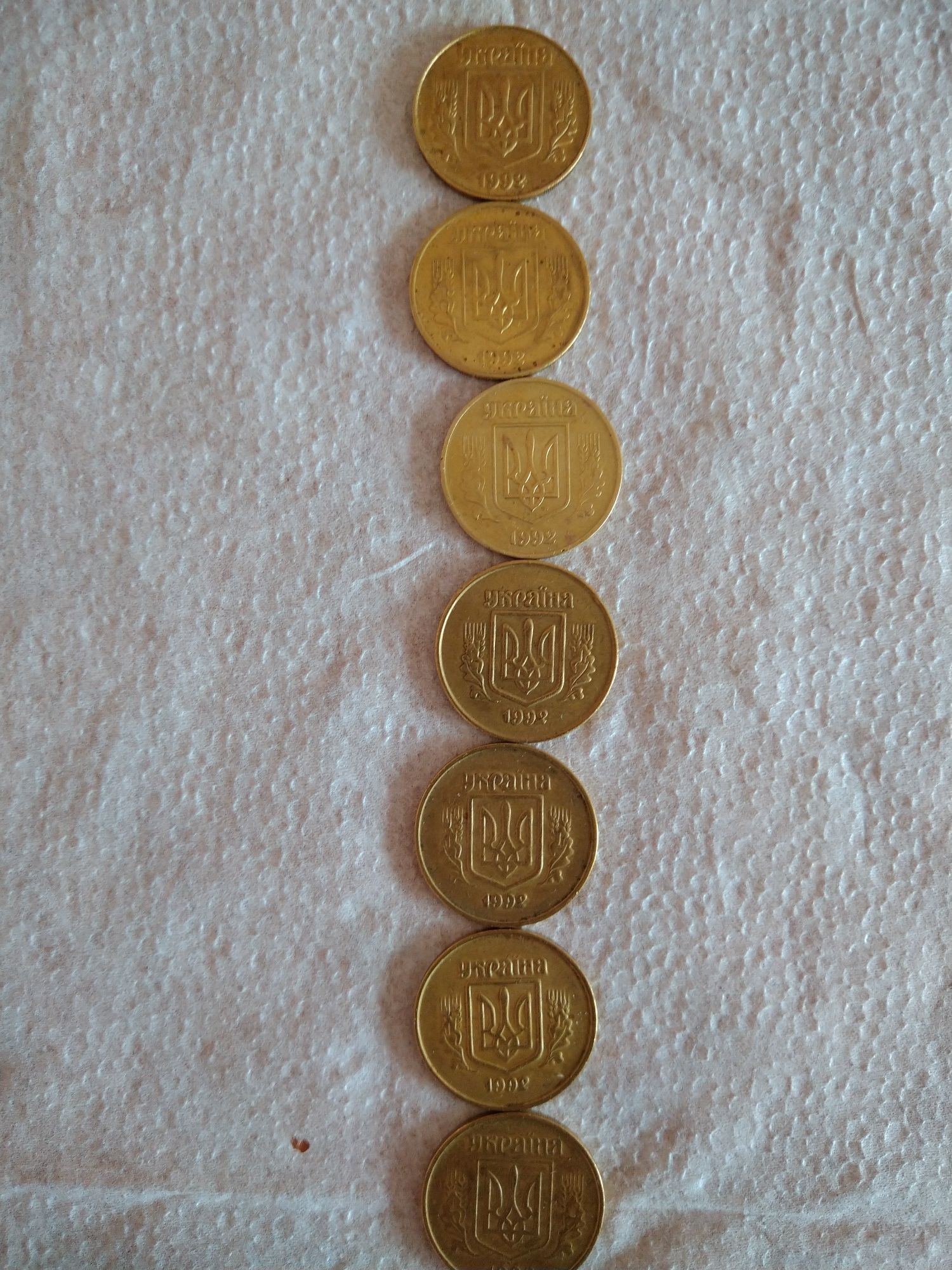 Продам монети Украïни