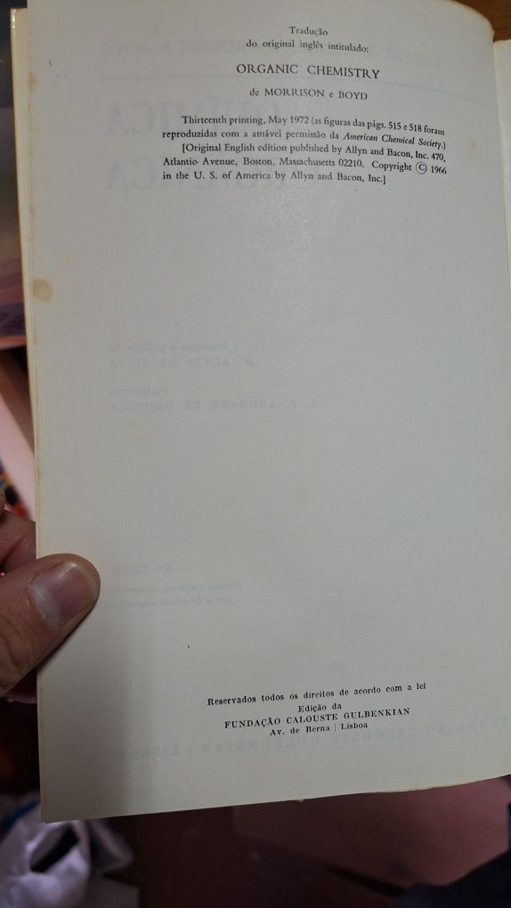 Lote de 3 excelentes livros esgotados da Fundação Calouste Gulbenkian