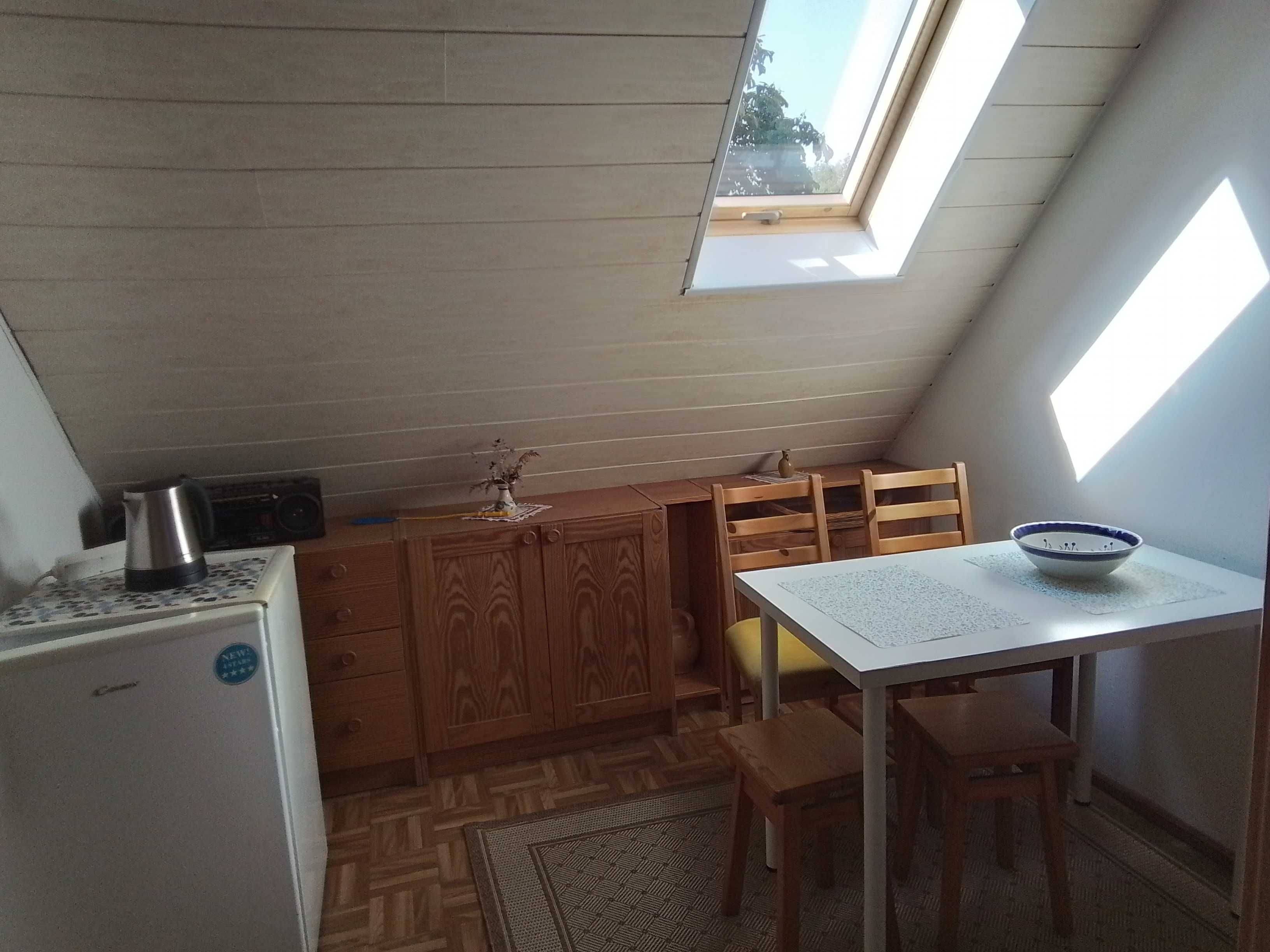 Mazury pokoje, apartamenty 2 i 4-osobowe 60 zl od osoby