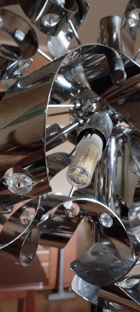 Lampa stojąca srebrna