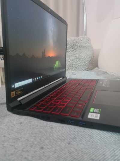 Komputer gamingowy acer nitro 5 nvidia rtx 3050 intel core i5 10300h