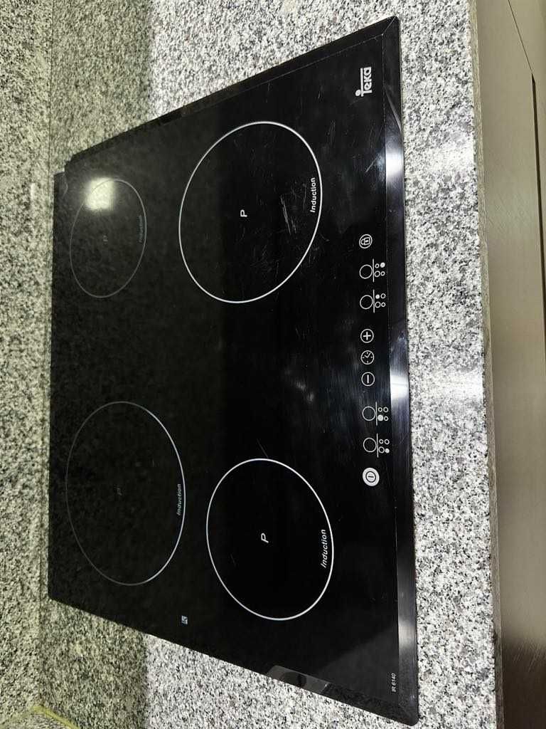 Conjunto de móveis de cozinha em wengé totalmente equipada