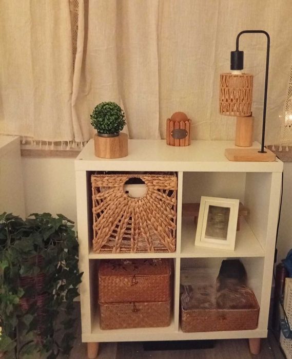 2 Duas Estantes Cubos Ikea Kallax com 4 Quatro Pés em Madeira Maciça