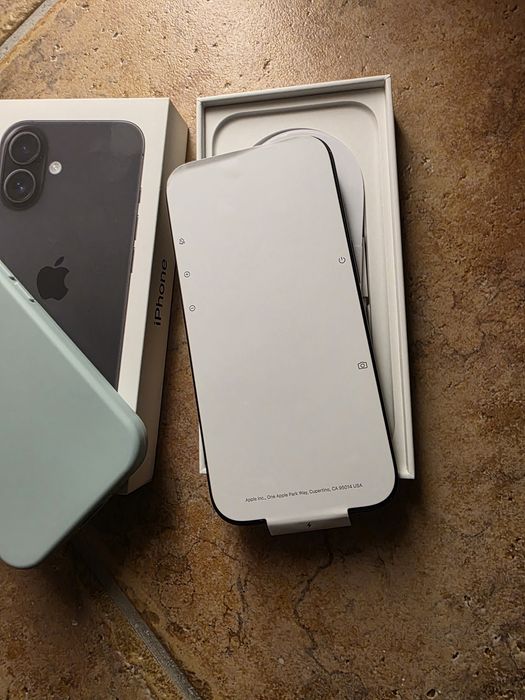 Iphone 16 128 bateria 100%