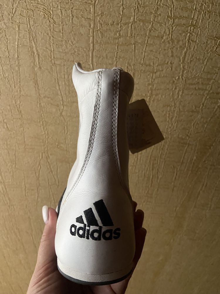 Кросівки шкіряні (боксерки) Adidas