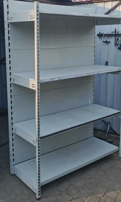 Sprzedam regały sklepowe