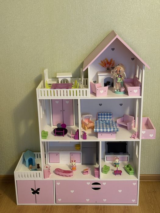 Великий іграшковий деревʼяний будиночок для ляльок з меблями