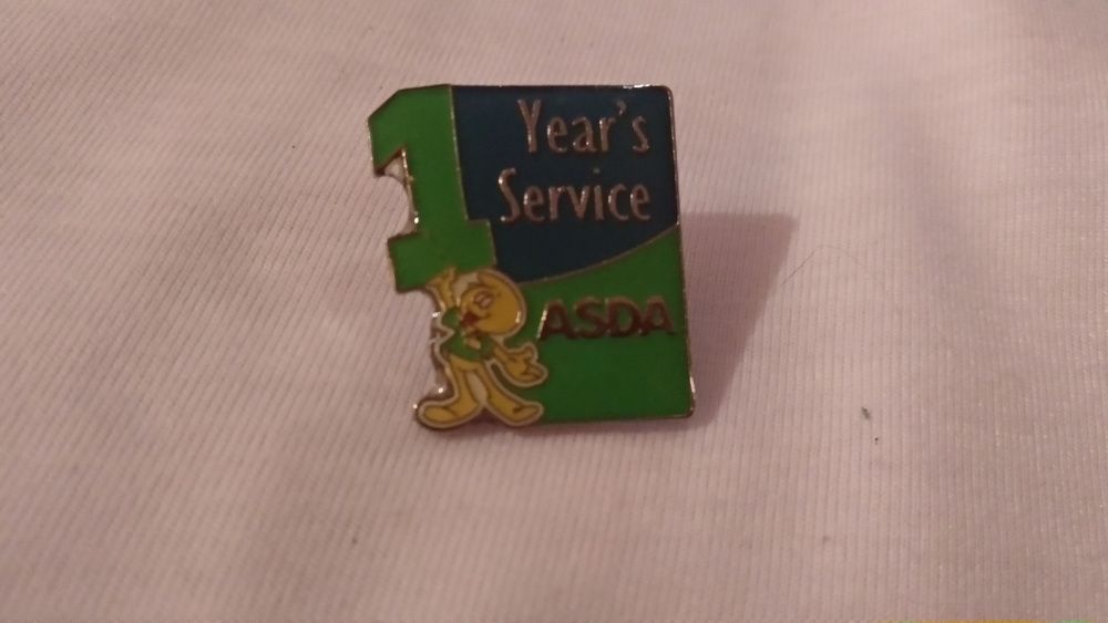 в коллекцию значок брошь металл на кнопке year s servis ASDA