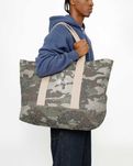 Сумка STUSSY Needle Punch XL Tote Bag Camo