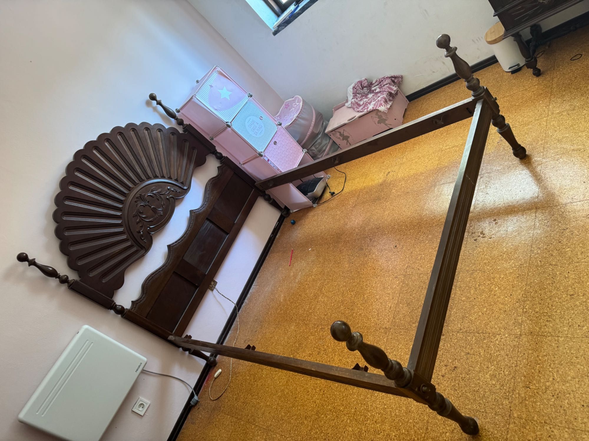 Cama de casal 140x190