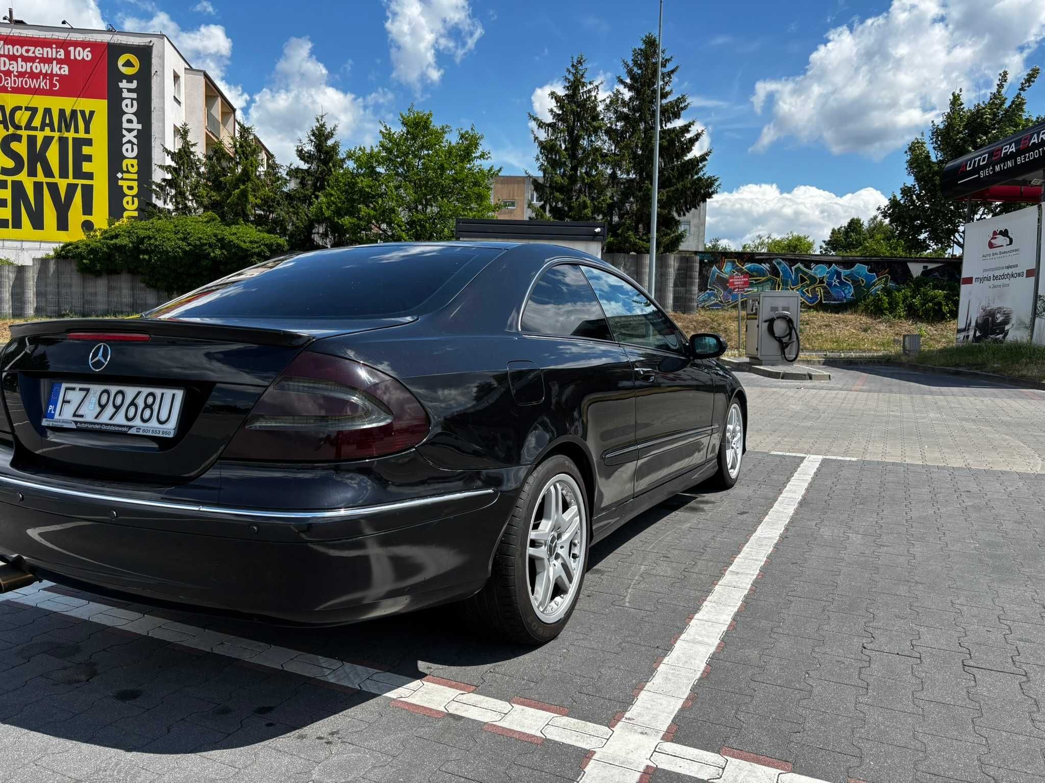 Mercedes-Benz CLK W209 2.6 V6 Benzyna + LPG | Automat | 2 komplety kół
