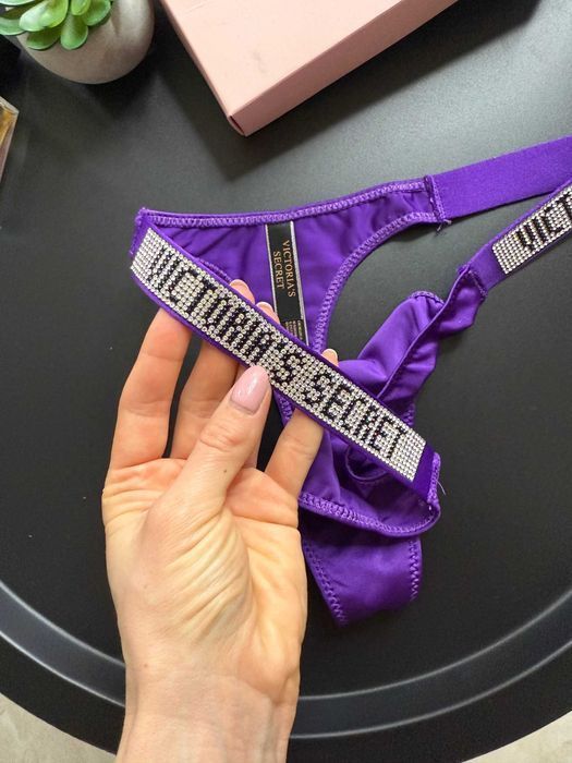 Жіночі трусики/стрінги Victoria's Secret Женское белье Виктория Сикрет