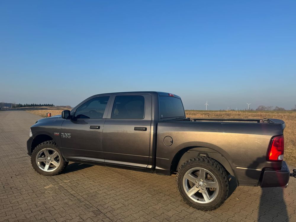 Dodge Ram 1500 sprzedam