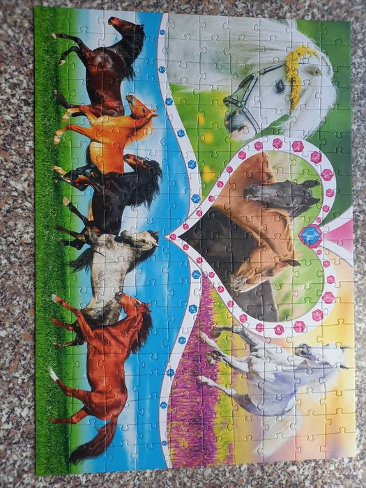 Пазли trefl на 200шт собаки і коні