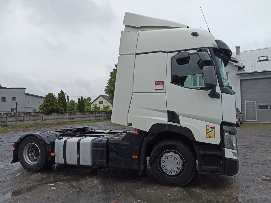 Renault T  Ciągnik siodłowy Renault T większa ilość