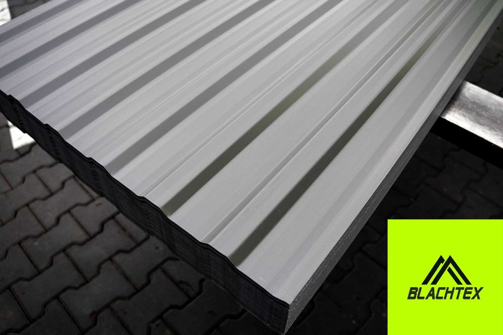 Szaro-grafitowa blacha trapezowa T-14 – gotowe arkusze!