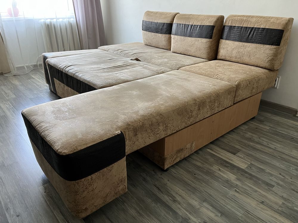 Диван кутовий розкладний