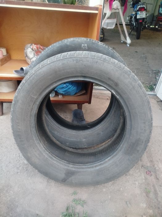 Продам шини 185/60/15