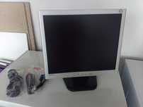 Vendo monitor Samtron de 17"