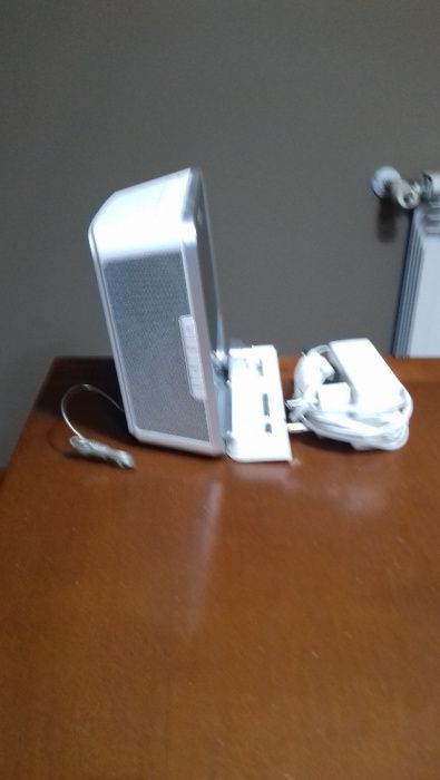Rádio + Despertador + Coluna para iPod - Philips