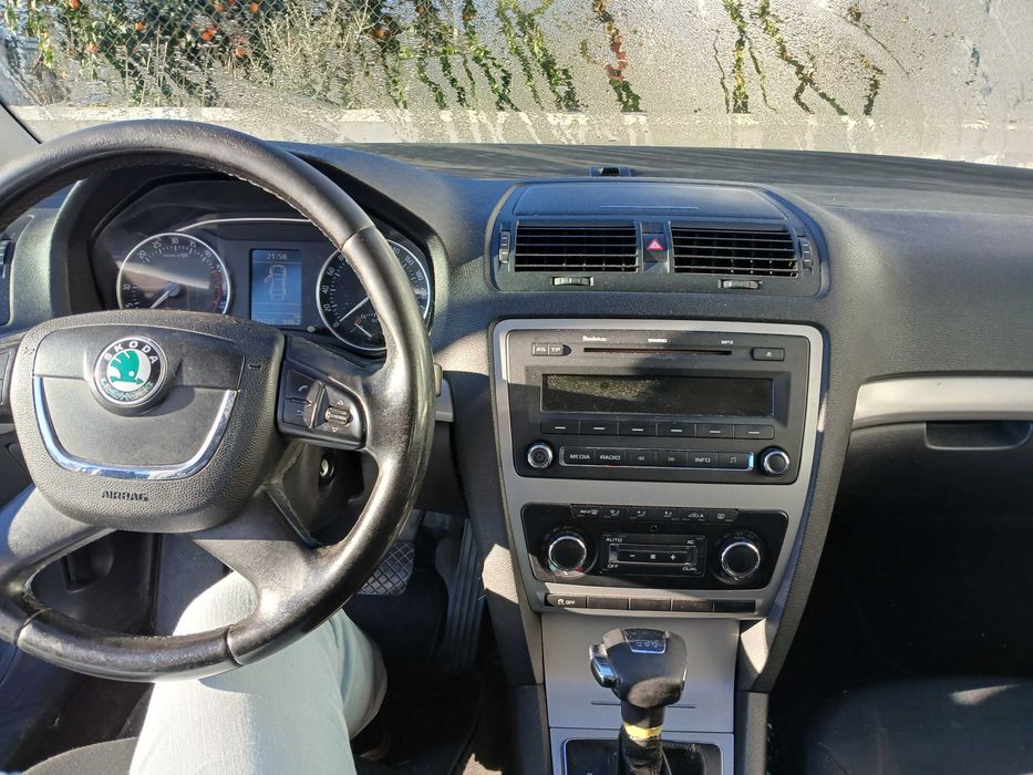 Skoda Octavia 1.6 Ano 2010