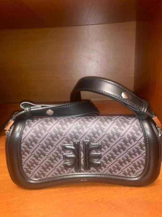 Сумка жіноча JW PEI Joy Shoulder Bag Iron Black чорна