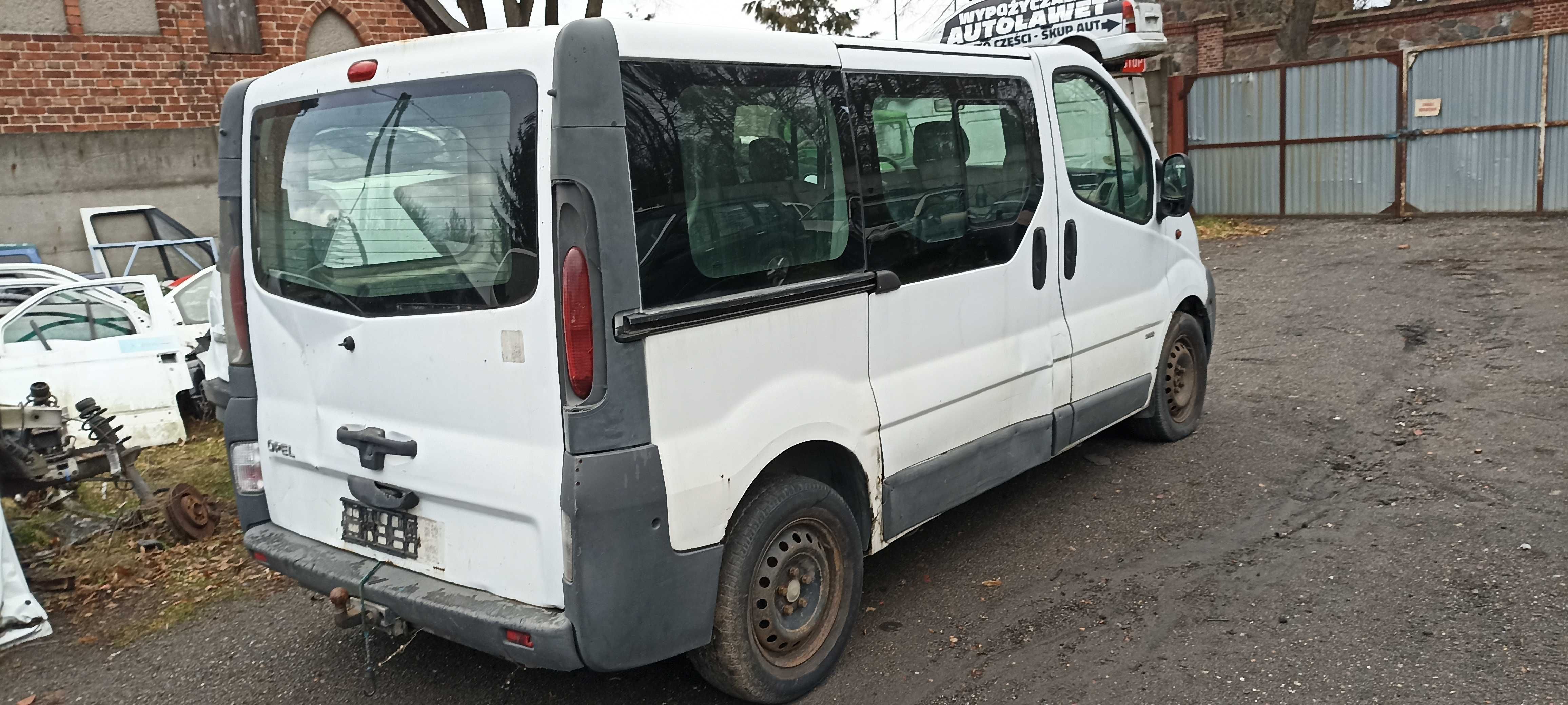 Opel Vivaro 1.9 DCI F9Q760  samochód na części   L474