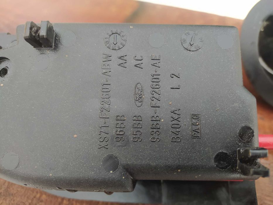 Ручка внутрішня (чорна) відкривання дверей  Мондео Мк1 Мк2