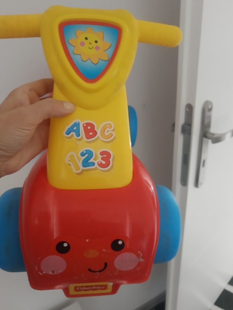 Jeździk Fisher Price