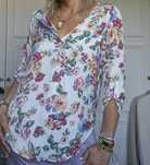 Blusa flores usada 2 vezes