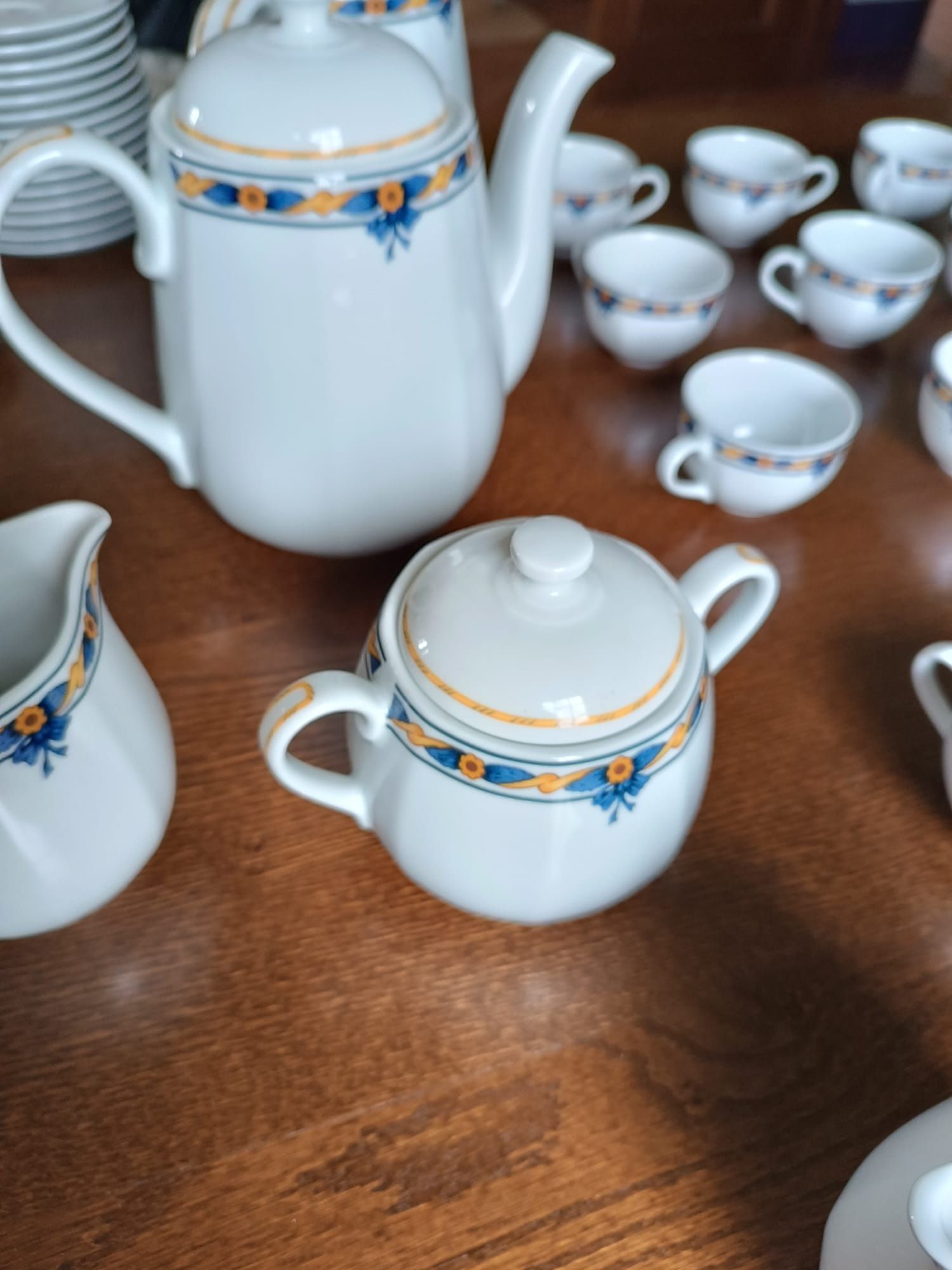 Conjunto café Vista Alegre
