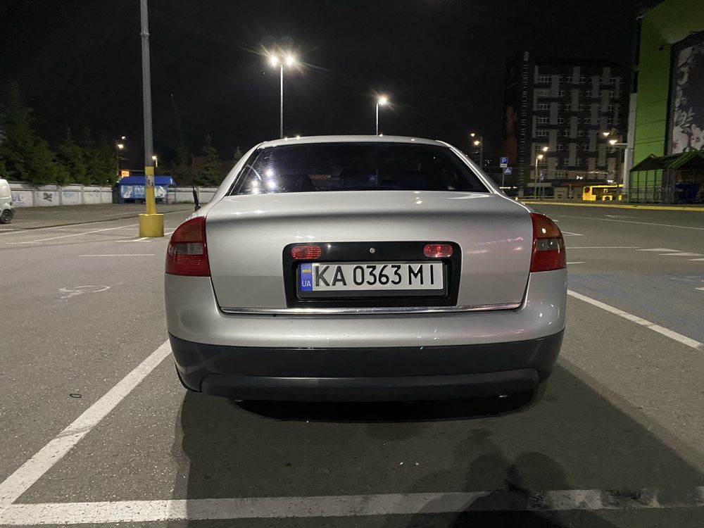 Audi a6c5.             (s6)